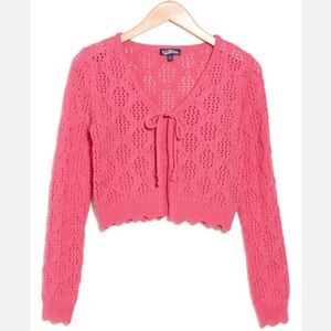 Freshman cable knit cropped scalloped sweater/cardigan